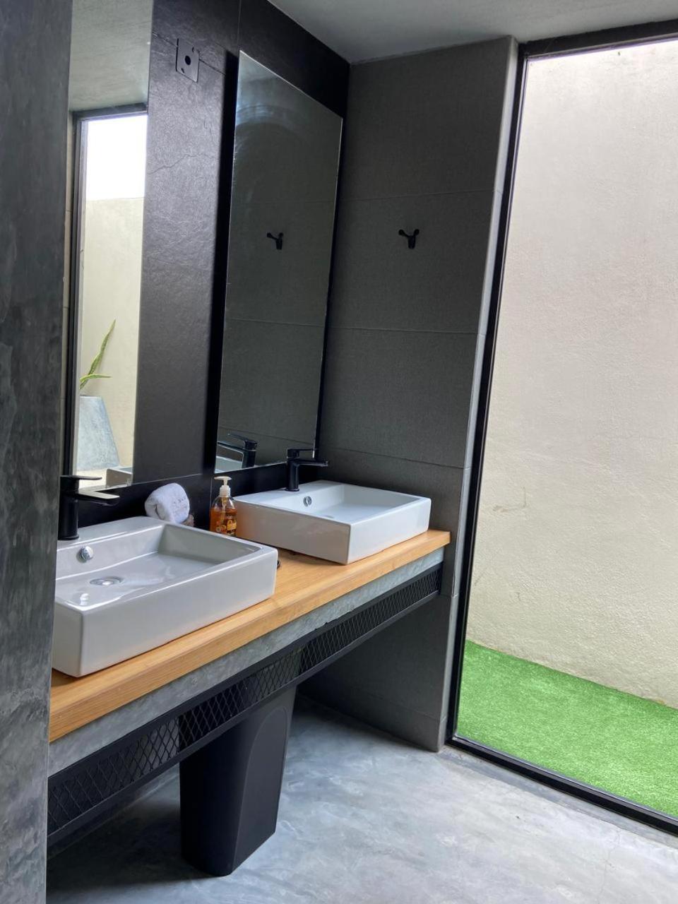 Hotel Aeropuerto Tuxtla Gutierrez Ernesto Garcia Чьяпа-де-Корсо Экстерьер фото
